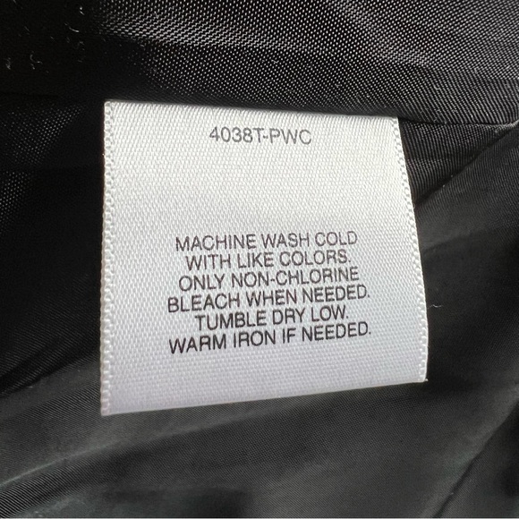 🌷NWOT Apostrophe black stripe blazer - Picture 5 of 10